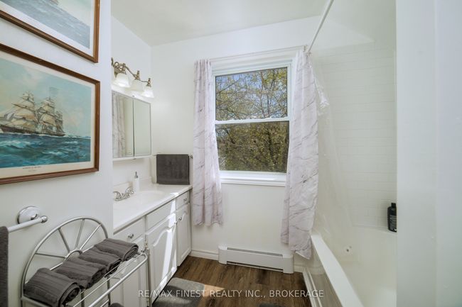 62 Stephen St, House other with 3 bedrooms, 2 bathrooms and 3 parking in Kingston ON | Image 11