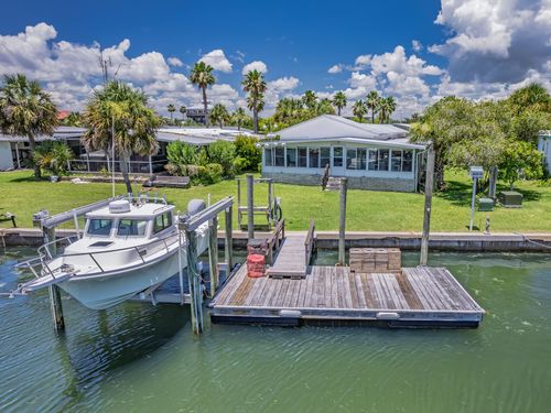 53 Connie Dr, CRAWFORDVILLE, FL, 32327-4618 | Card Image