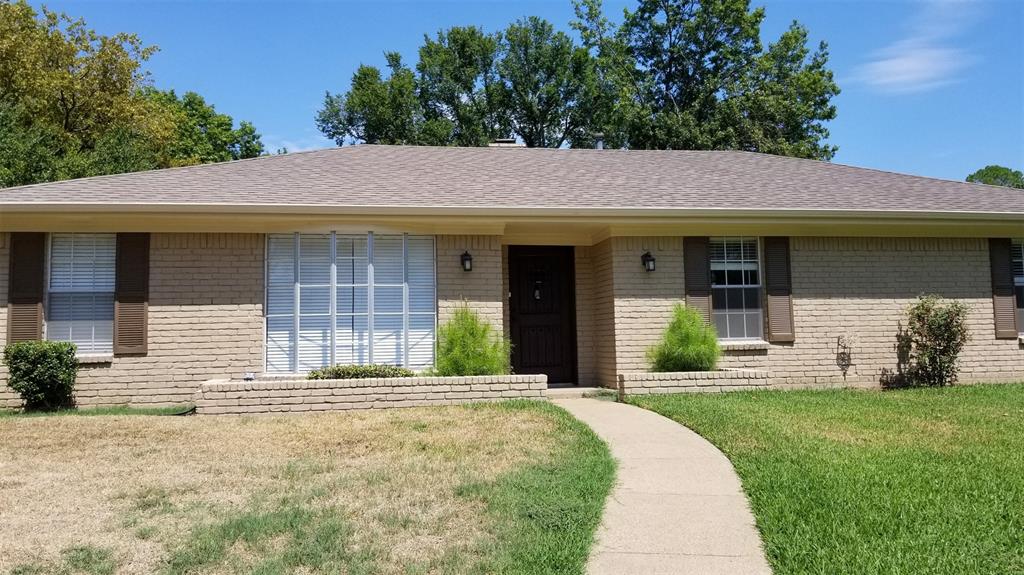 Greenwood Dr, Grand Prairie, TX 75050