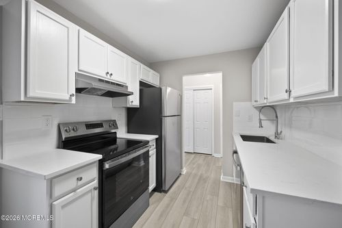 c-127 Amberly Dr, Manalapan, NJ, 07726-2370 | Card Image