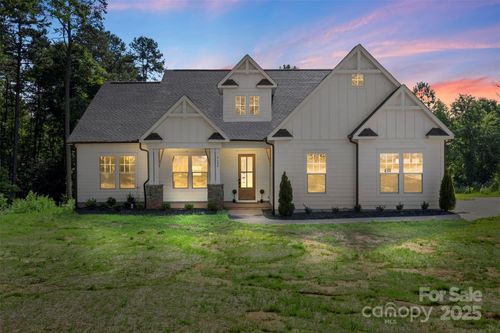 8680 Sherrills Ford Rd, Sherrills Ford, NC, 28673-7204 | Card Image