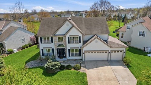 6293 Andrews Dr W, Westerville, OH, 43082-9309 | Card Image