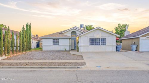 11928 Mcauliffe Dr, El Paso, TX, 79936-4465 | Card Image