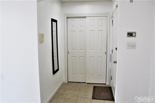 1003 Woodhaven Dr, Edison, NJ, 08817-3769 | Card Image