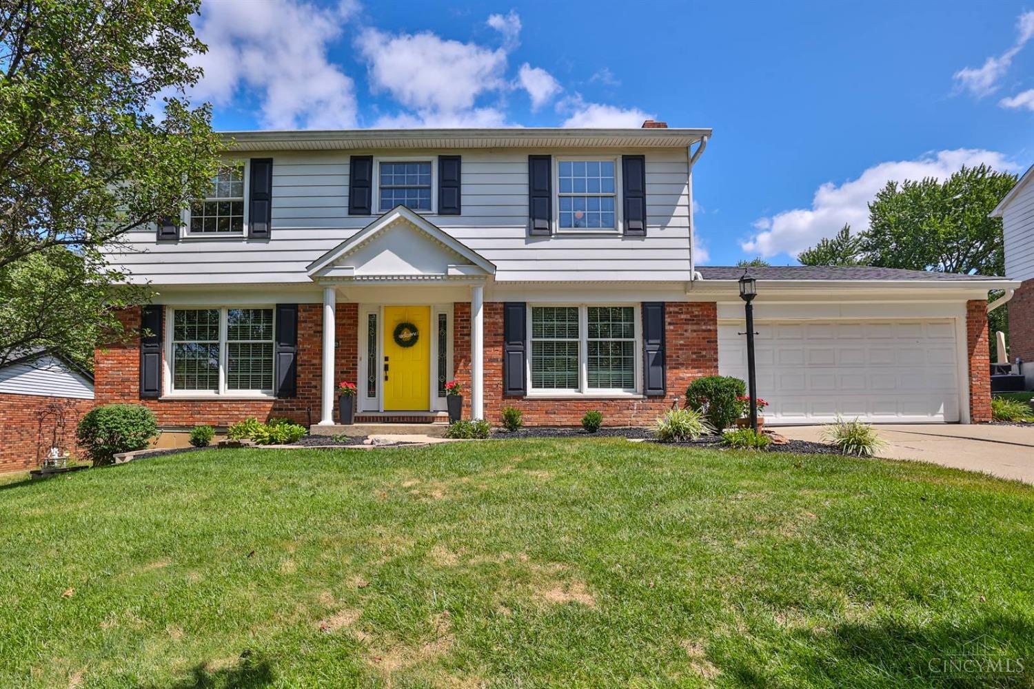 Hocking Dr, Cincinnati, OH 45233