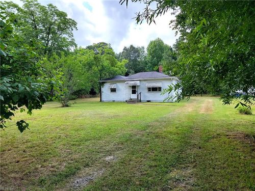 127 Philhower Dr, Suffolk, VA, 23434-2609 | Card Image