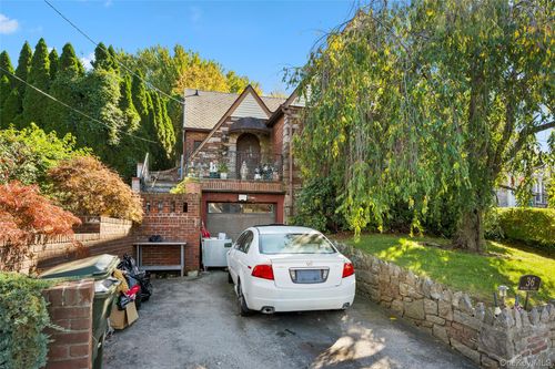 36 Hayward Street, Yonkers, NY, 10704 | Card Image