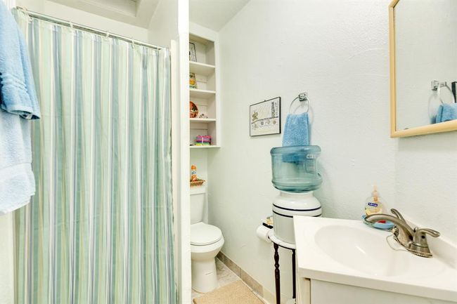 211 Pompano Ln, House other with 4 bedrooms, 3 bathrooms and null parking in Surfside Beach TX | Image 32