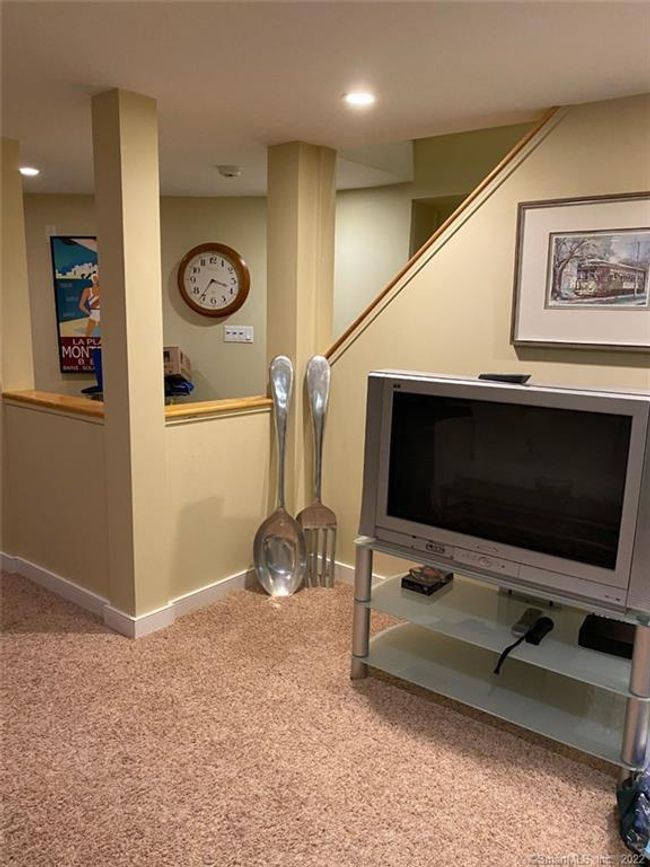 173 Captains Dr, House other with 4 bedrooms, 3 bathrooms and null parking in Westbrook CT | Image 6