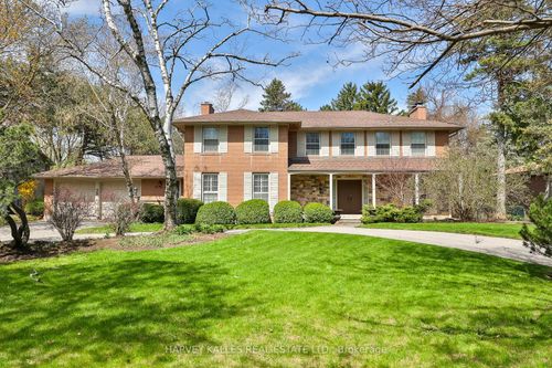 38 Fifeshire Rd, North York, ON, M2L2G6 | Card Image