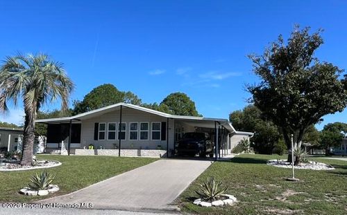 8190 Weatherford Ave, Brooksville, FL, 34613-5829 | Card Image