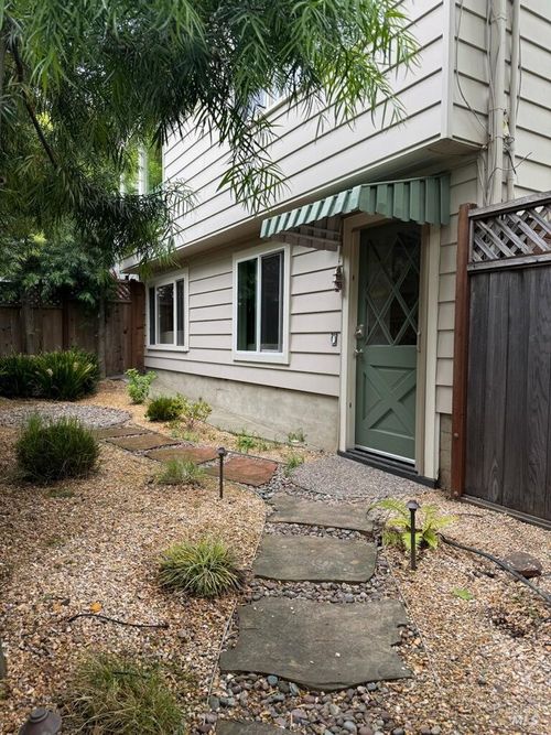 435 E Blithedale Ave, Mill Valley, CA, 94941-2100 | Card Image