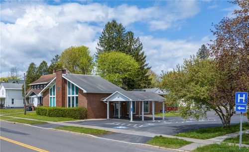 157 E Main St, Norwich, NY, 13815-1521 | Card Image