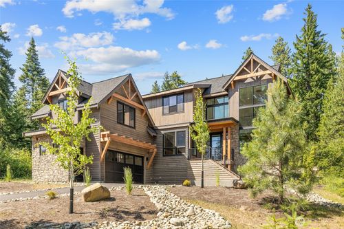 2040 Coal Mine Way, Cle Elum, WA, 98922-3032 | Card Image