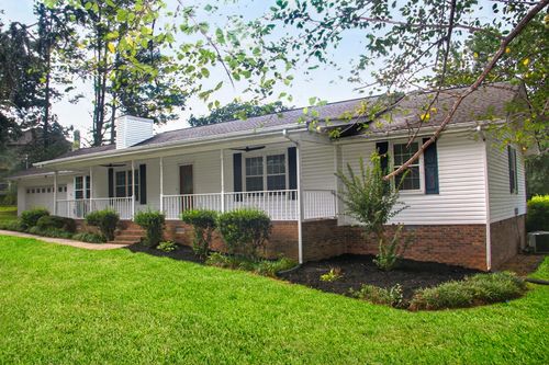 595 Avondale Dr, Rocky Face, GA, 30740-9156 | Card Image