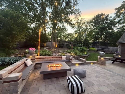 120 Hilltop Ave, Barrington, IL, 60010-3402 | Card Image