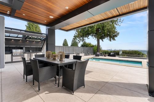 1265 Queens Ave, West Vancouver, BC, V7S2K4 | Card Image