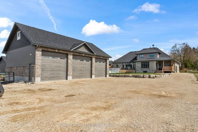 411 Jane St, House other with 7 bedrooms, 3 bathrooms and 10 parking in Palmerston ON | Image 49