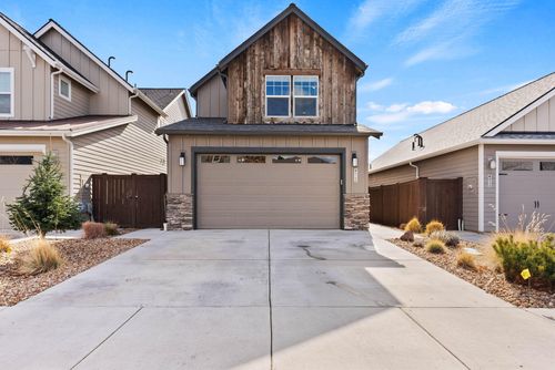 4100 Sw Coyote Ave, Redmond, OR, 97756-6979 | Card Image