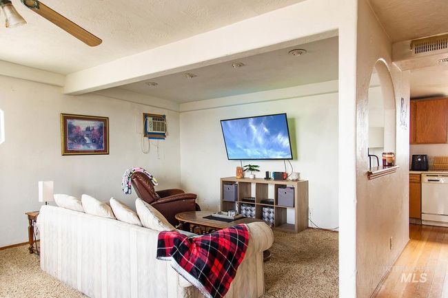 134 Maple Ave, Home with 2 bedrooms, 1 bathrooms and 2 parking in Hansen ID | Image 8