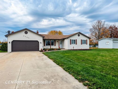 9395 N Bray Rd, Clio, MI, 48420-9728 | Card Image