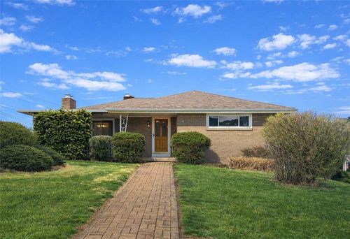 201 Highland Dr, Elizabeth, PA, 15037-2829 | Card Image