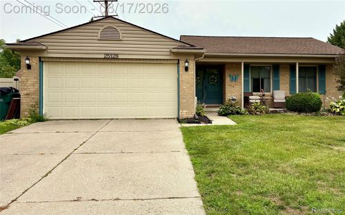 25128 Blanche Ct, Flat Rock, MI, 48134-9421 | Card Image
