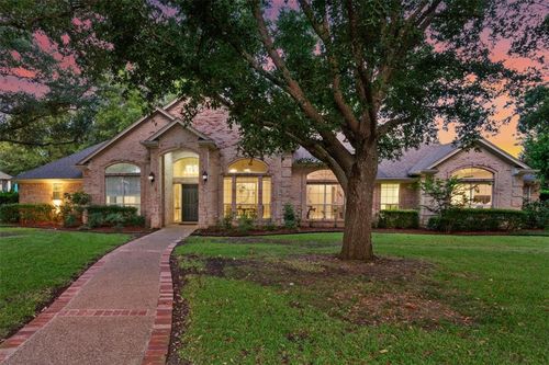 2065 Oak Glen Drive, McGregor, TX, 76657 | Card Image