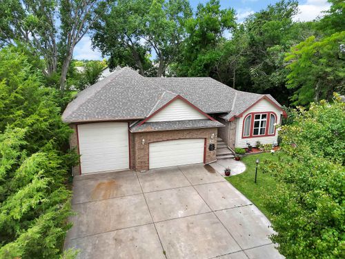 201 S Maple Dunes St, Wichita, KS, 67235-7501 | Card Image