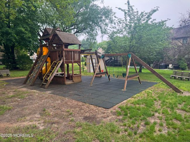 51 Malibu Ct, Condo with 2 bedrooms, 2 bathrooms and null parking in Old Bridge NJ | Image 23