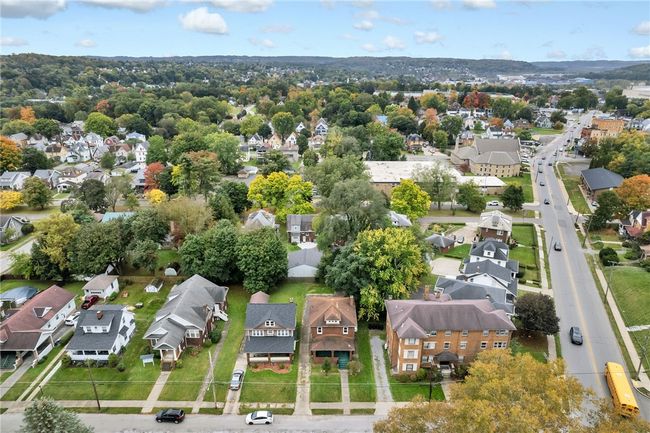 328 E Moody Ave, House other with 3 bedrooms, 2 bathrooms and null parking in New Castle PA | Image 37