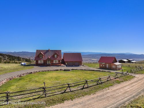 26 Hart Trl, Dubois, WY, 82513-5133 | Card Image