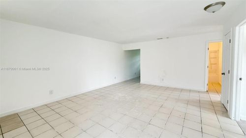 b-5605 9th Ave, Fort Myers, FL, 33907-2917 | Card Image