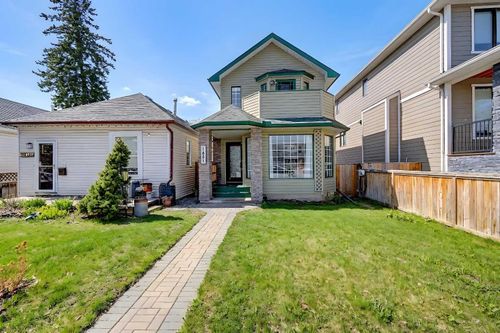 1631 16a St Se, Calgary, AB, T2G3S6 | Card Image