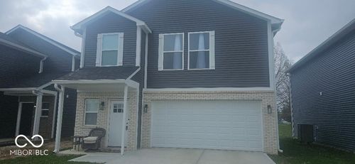 1090 Tomahawk Pl, Martinsville, IN, 46151-5029 | Card Image