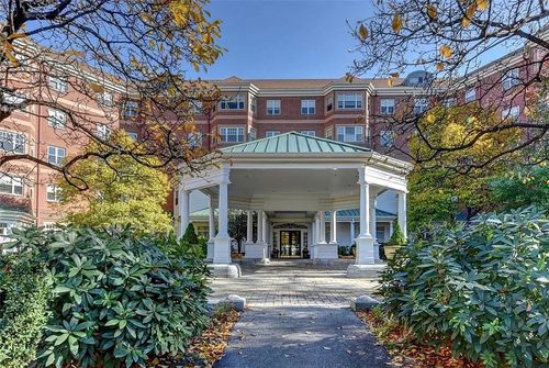 330-355 Blackstone Blvd, Providence, RI, 02906-4950 | Card Image