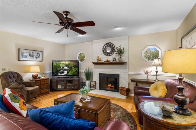 Family room with gas fireplace | Image 9