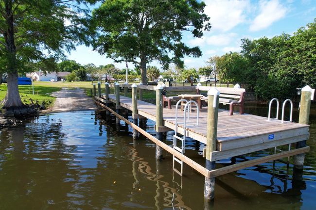 25 Sunset Dr, House other with 3 bedrooms, 2 bathrooms and null parking in Sebastian FL | Image 35