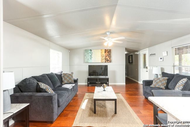 A - 161 Water St, Home with 3 bedrooms, 2 bathrooms and null parking in Pipe Creek TX | Image 4