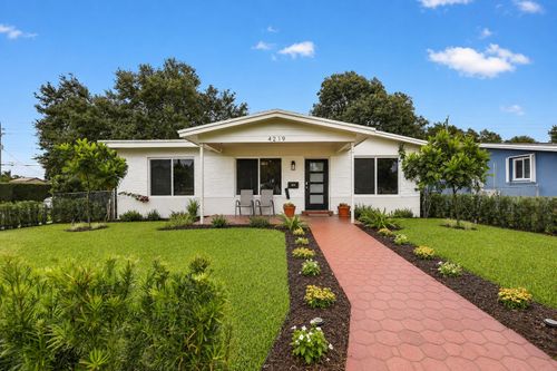 4219 W Park Road, Hollywood, FL, 33021 | Card Image