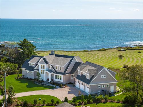 71 Cliff Dr, Narragansett, RI, 02882-1921 | Card Image