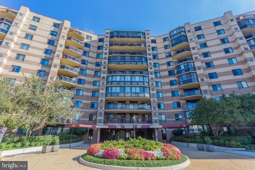 unit-516-8360 Greensboro Dr, MCLEAN, VA, 22102-3513 | Card Image