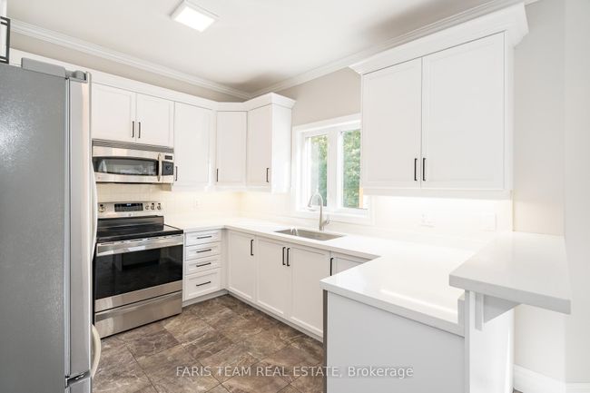 15 Tascona Crt, House other with 6 bedrooms, 4 bathrooms and 2 parking in Barrie ON | Image 7