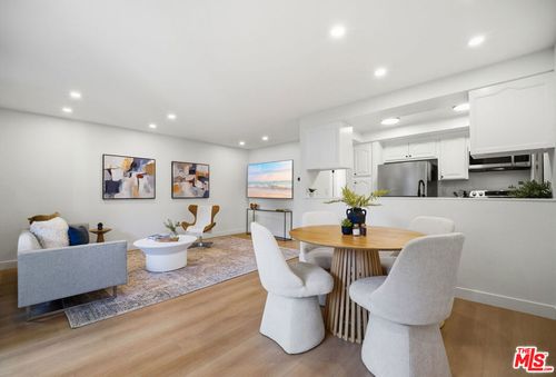 j-7312 Corbin Ave, Reseda, CA, 91335 | Card Image