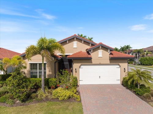 520 Maraviya Blvd, NOKOMIS, FL, 34275-1023 | Card Image