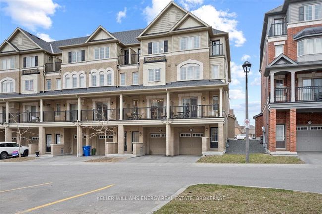 2372 Chevron Prince Path, Condo with 3 bedrooms, 3 bathrooms and 1 parking in Oshawa ON | Image 29