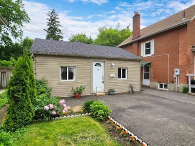 89 John St, House other with 3 bedrooms, 1 bathrooms and 2 parking in Brampton ON | Image 1