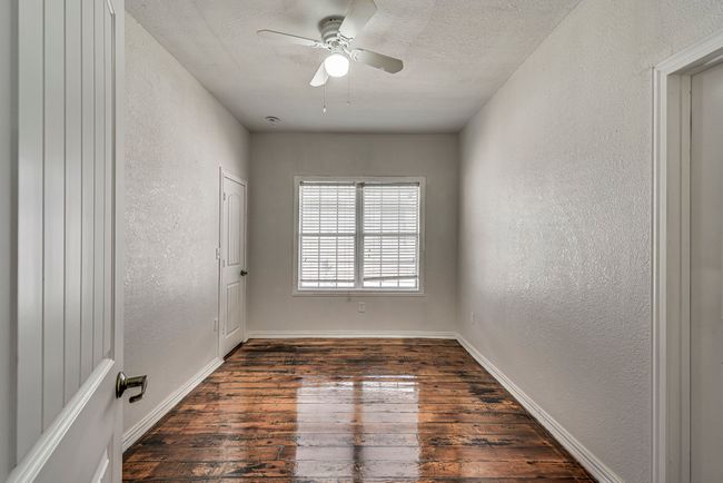 323 W University Ave, House other with 3 bedrooms, 2 bathrooms and null parking in Waxahachie TX | Image 26
