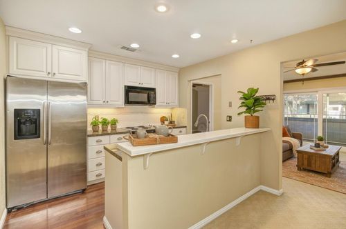 unit-6-350 Del Verde Cir, Sacramento, CA, 95833-3050 | Card Image
