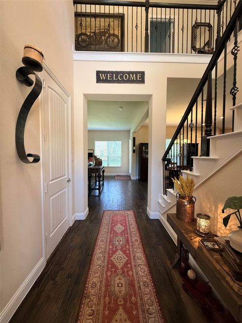 4-7310 Venice Dr, Grand Prairie, TX, 75054-6672 | Card Image